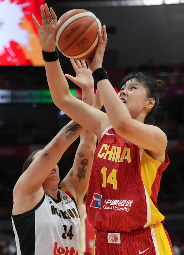 世界杯高清平台-世界级内线优势无从发挥，中国女篮被欧洲冠军上了一课|比利时|李月汝|比利时女篮|女篮世界杯|张子宇_新浪体育_新浪新闻