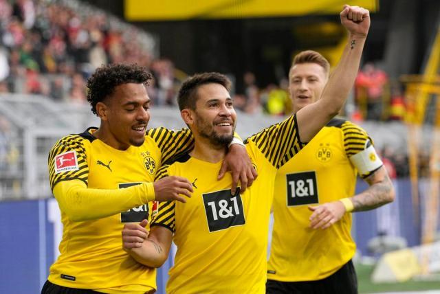 1633195405015022297.jpg 世界杯直播下载-多特赢球只获“及格分” 罗泽何时整顿拉胯后防?