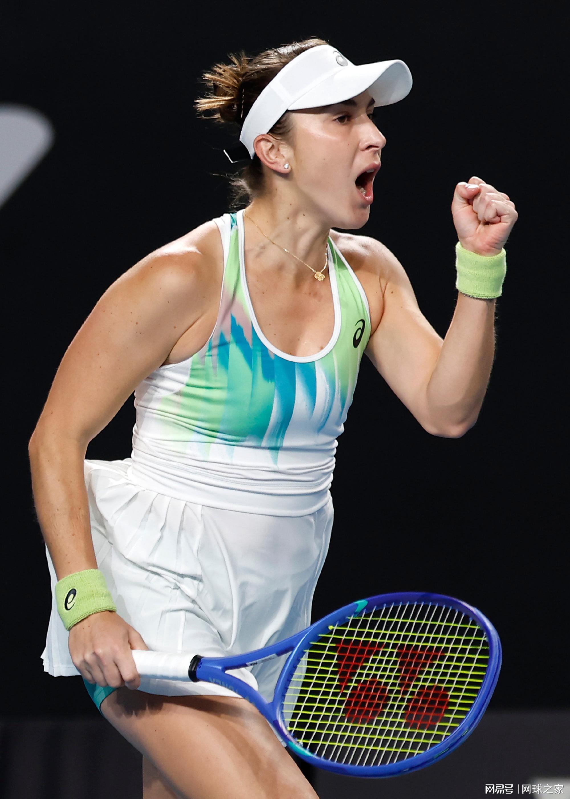 世界杯手机观看-19岁捷克黑马震撼澳网！本西奇成首位出局前十种子