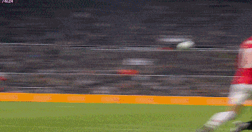 世界杯下载安装指南-半场多打1人遭绝杀！曼联1-2十人纽卡 近12轮首败 B费送点后助攻